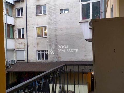 комерційна за адресою Велика Житомирська вул., 18-А