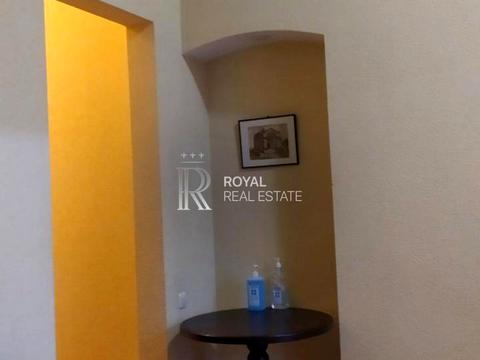 комерційна за адресою Велика Житомирська вул., 18-А
