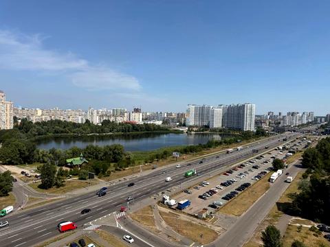 квартира по адресу Александра Мишуги ул., 2