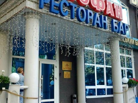 комерційна за адресою В'ячеслава Чорновола вул., 25