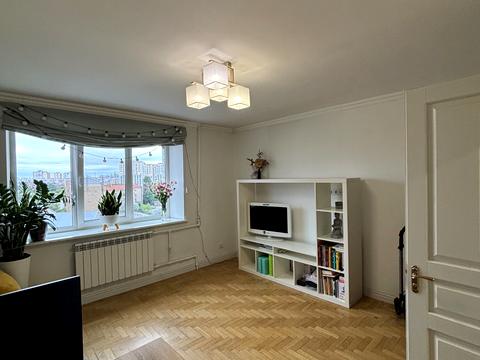 квартира за адресою Аерокосмічний просп. (Гагаріна), 7