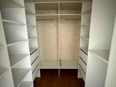 квартира за адресою Академіка Глушкова просп., 9-В