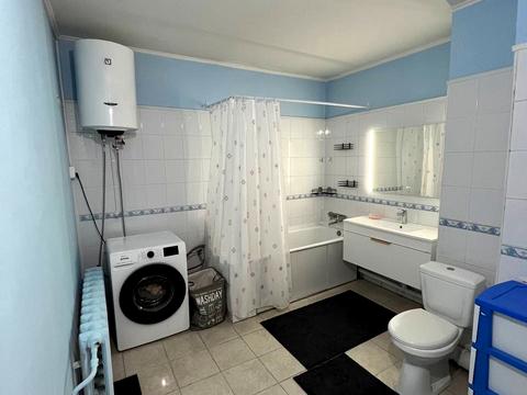 квартира за адресою Анни Ахматової вул., 43