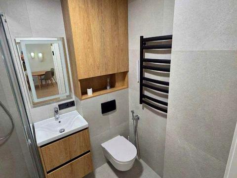 квартира по адресу Салютная ул., 2к18