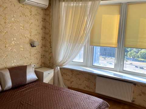 квартира за адресою Дніпровська набережна вул., 26