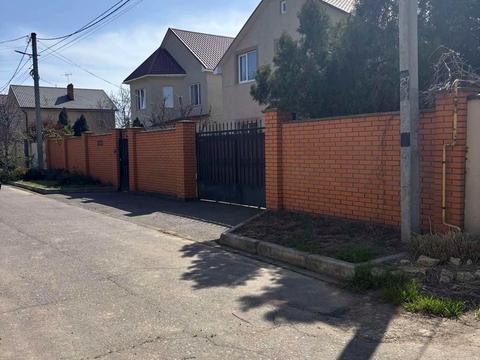 будинок за адресою Горіхова вул.