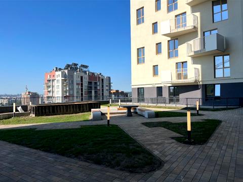 квартира за адресою Василя Щурата вул., (Будинок 1)