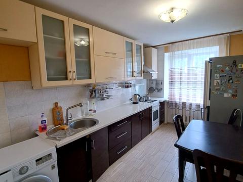 квартира за адресою Героїв України просп. (Героїв Сталінграду), 79