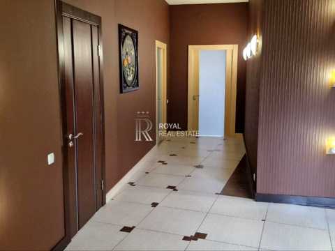 будинок за адресою с. Погреби, Соборна