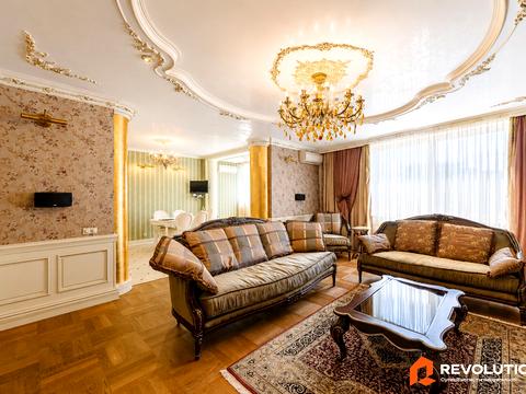 квартира за адресою Раїси Окіпної вул., 10-Б