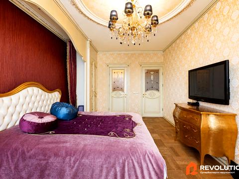 квартира за адресою Раїси Окіпної вул., 10-Б