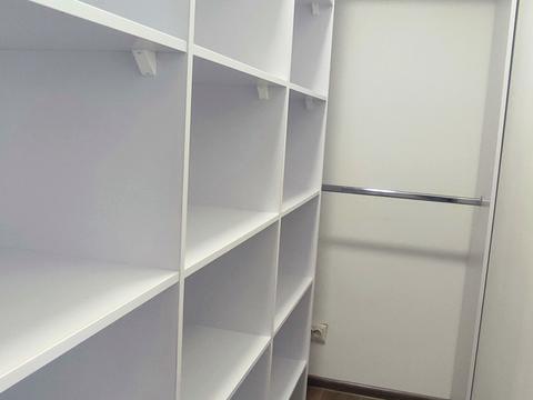 дом по адресу Героев Майдана ул. (Червоноармійська)