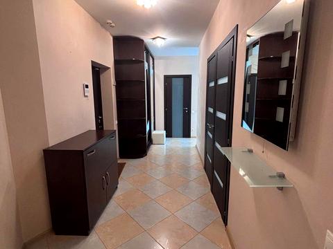квартира за адресою Срібнокільська вул., 1