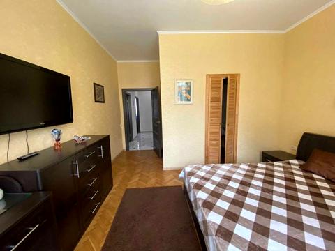 квартира за адресою Гетьмана Петра Дорошенка вул. (Жовтнева), 57