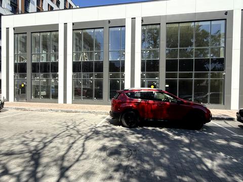коммерческая по адресу Праведників Світу ул., 21-Г к3