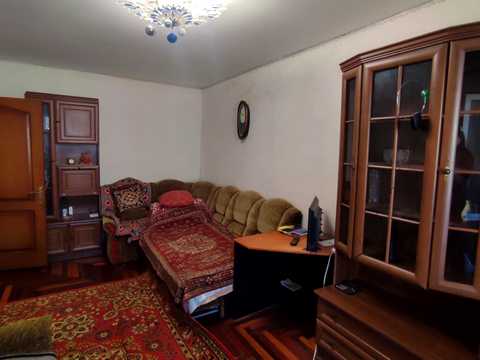 квартира за адресою Шкільна вул. (Героїв Сталінграда), 44