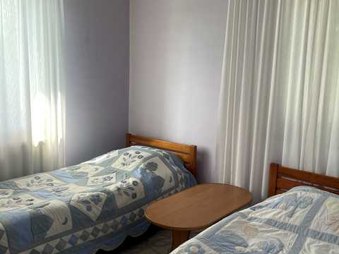 комерційна за адресою Польова, 22Б
