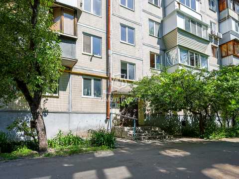 квартира по адресу Академіка Стражеска ул., 3