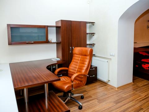 квартира за адресою Любарського пров. (Білостоцького), 4-А