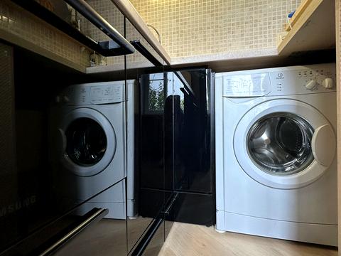 квартира за адресою 10 Квітня вул., 8