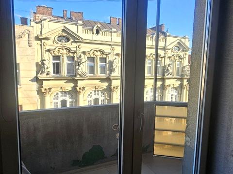 квартира по адресу Гетьмана Дорошенко ул. (Жовтневая), 12