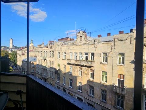 квартира по адресу Гетьмана Дорошенко ул. (Жовтневая), 12