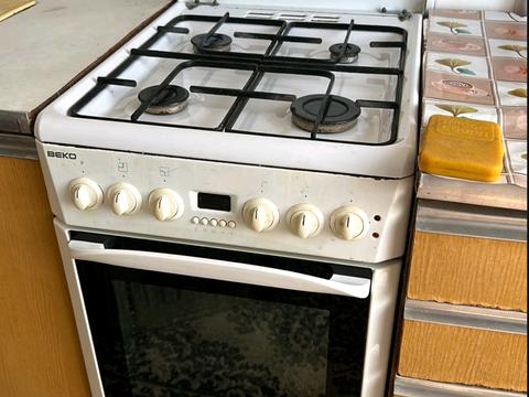 квартира за адресою Гната Хоткевича вул., 14