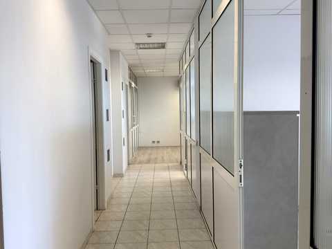 комерційна за адресою Сім'ї Прахових вул. (Гайдара), 27