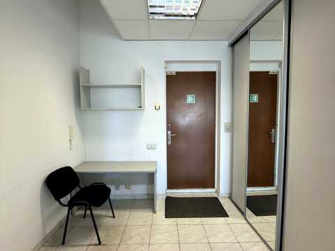 комерційна за адресою Сім'ї Прахових вул. (Гайдара), 27