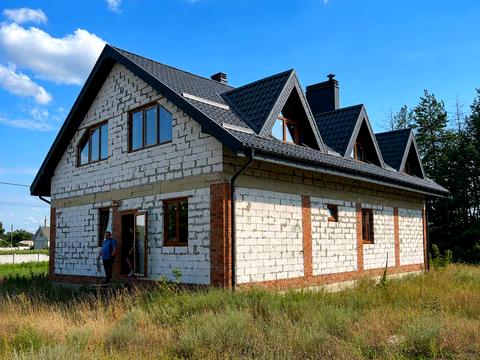 дом по адресу с. Артюховка, героів