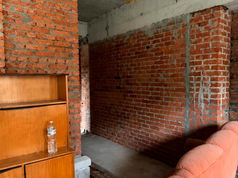 дом по адресу с. Артюховка, героів