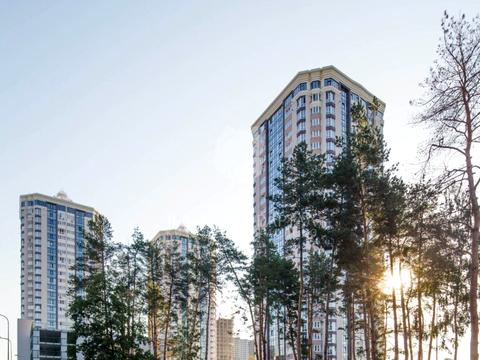 квартира за адресою В'ячеслава Чорновола вул., 11
