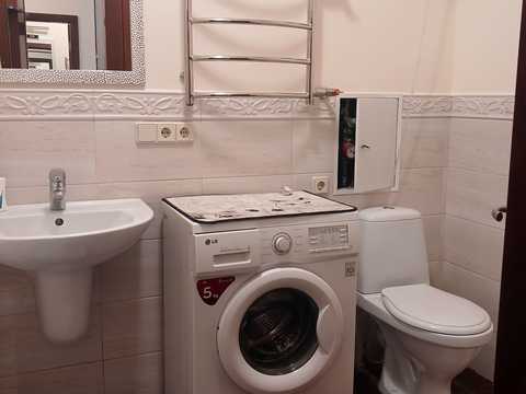 квартира за адресою Київ, Михайла Бойчука вул. (Кіквідзе), 4