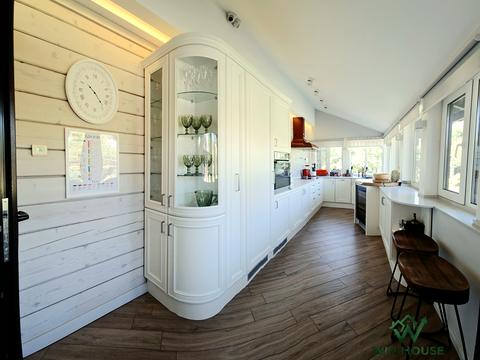 будинок за адресою Дорошенка вул., 15