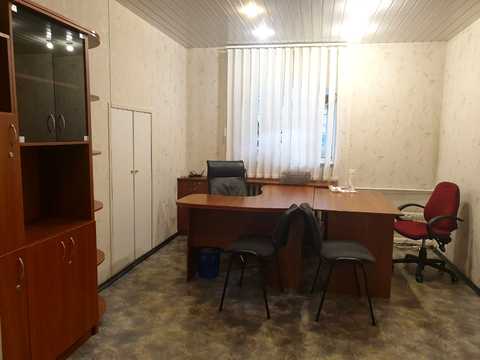 квартира за адресою Левка Лук'яненка вул. (Василя Жуковського), 2є