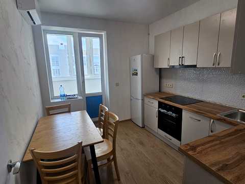 квартира по адресу Леси Украинки бульв., 8