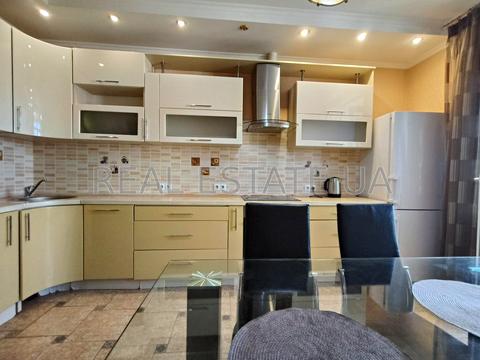 квартира за адресою Урлівська вул., 40