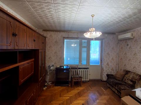 квартира за адресою Автозаводська вул., 4
