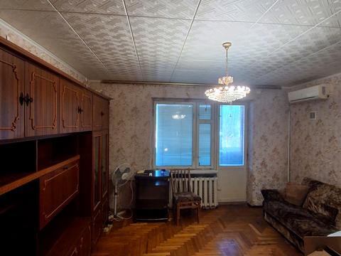 квартира за адресою Автозаводська вул., 4