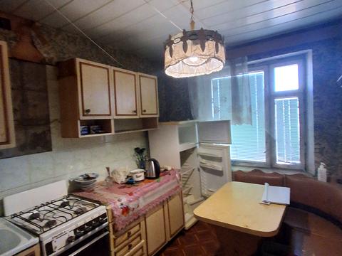 квартира за адресою Автозаводська вул., 4
