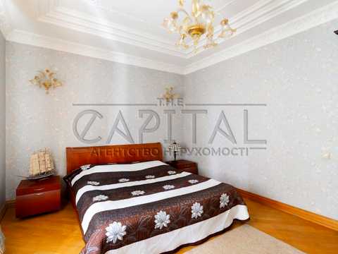 будинок за адресою Постишева, 1