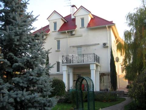 дом по адресу Каштанова ул.