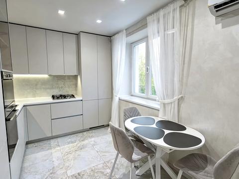 квартира по адресу Співдружності ул., 1