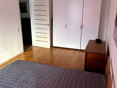 квартира за адресою Космонавтів просп., 43