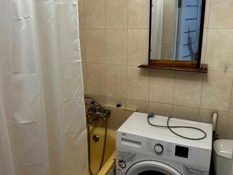 квартира за адресою Космонавтів просп., 43
