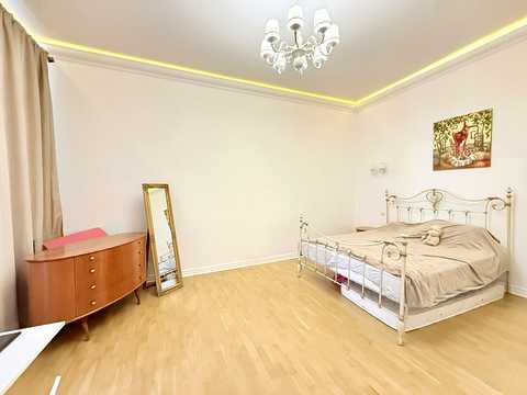 квартира по адресу Шота Руставели ул., 12