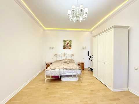 квартира по адресу Шота Руставели ул., 12