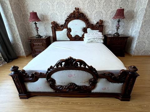квартира за адресою Літературна вул., 1а