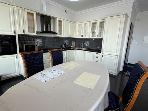 квартира за адресою Літературна вул., 1а