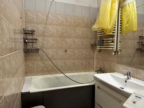 квартира по адресу Пекарская ул., 38